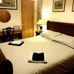 central-en-suite-room.edinburghhotelsuk.org/